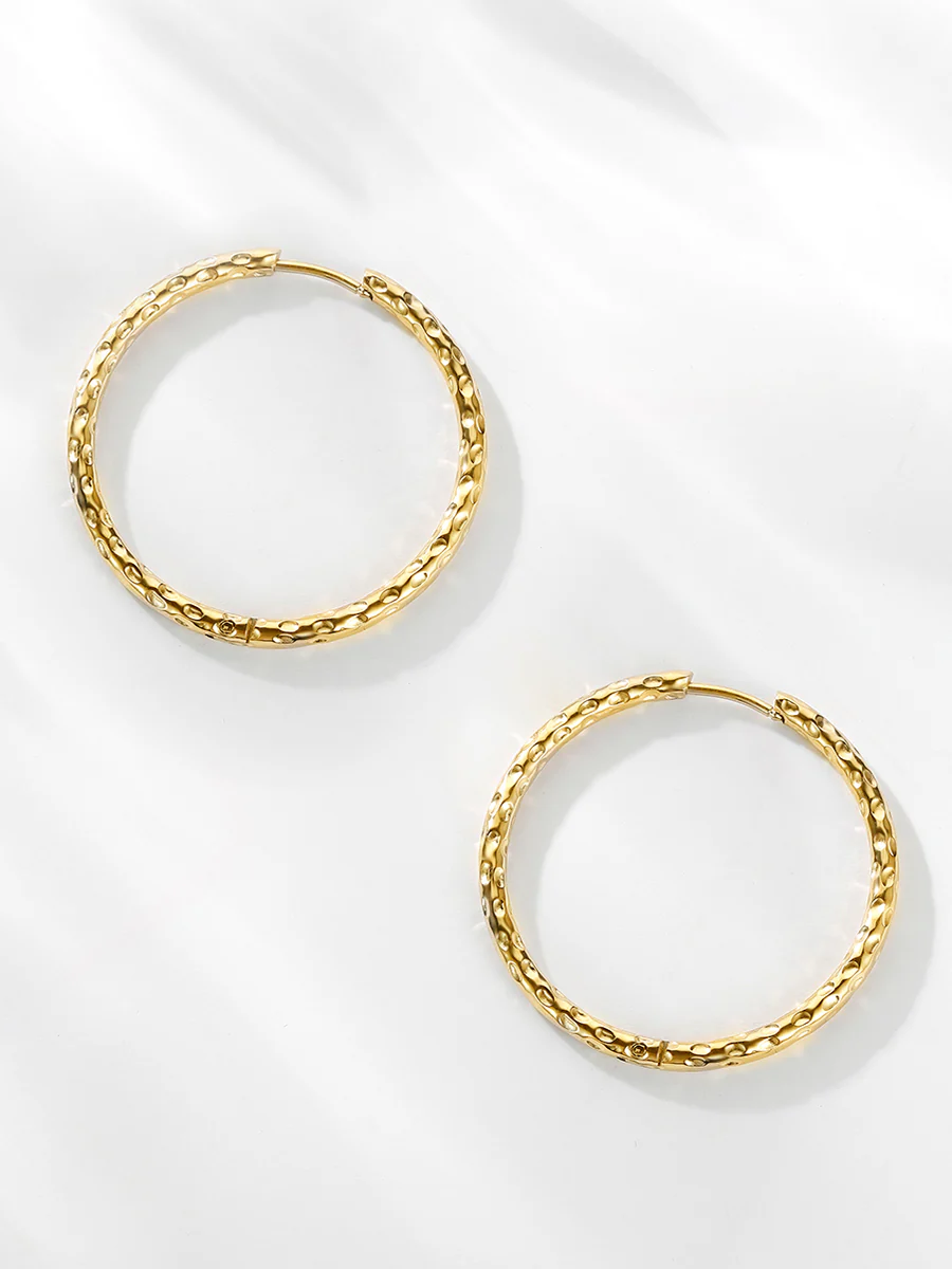35MM TEXTURED HOOPS LARGE OHRRINGE - Image 4