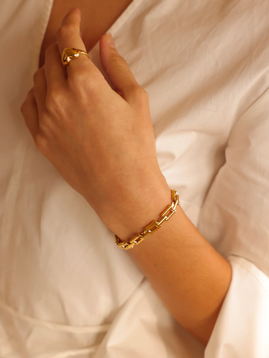 Bold Connection ARMBAND - Image 3