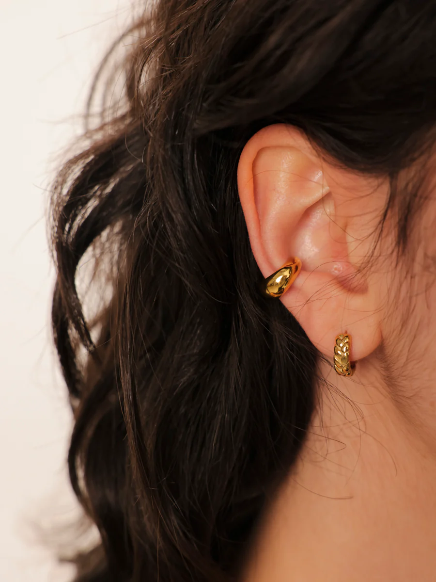 Chic Harmony Earcuff - Image 3