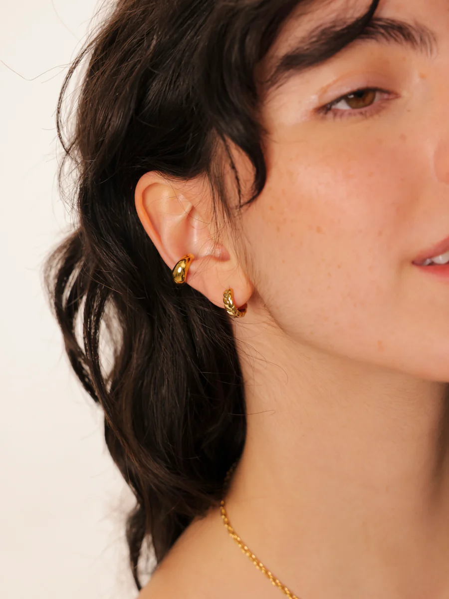 Chic Harmony Earcuff - Image 9