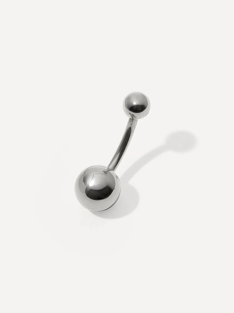 Classic Smooth Titan Bauchnabelpiercing - Image 4