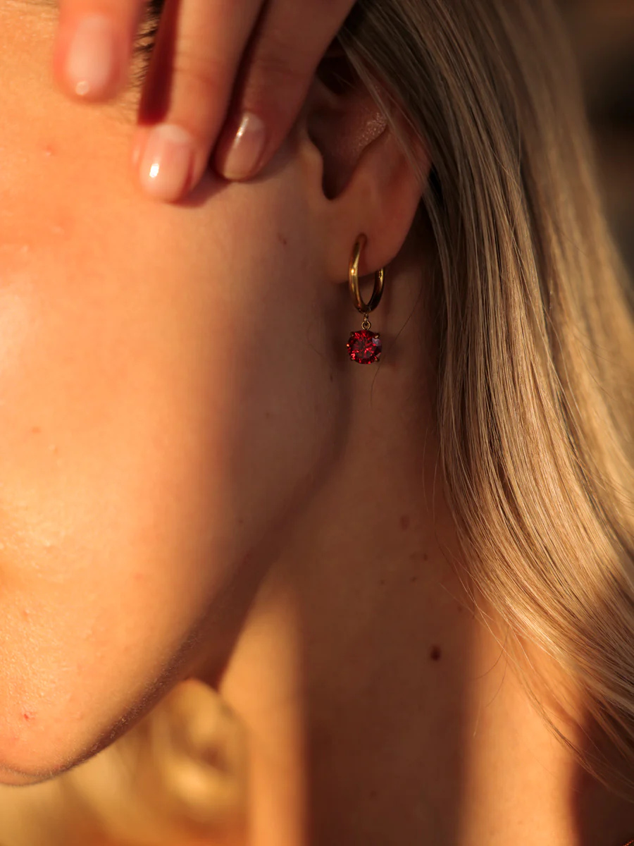 Crystal Delight Dark Red Ohrringe - Image 3