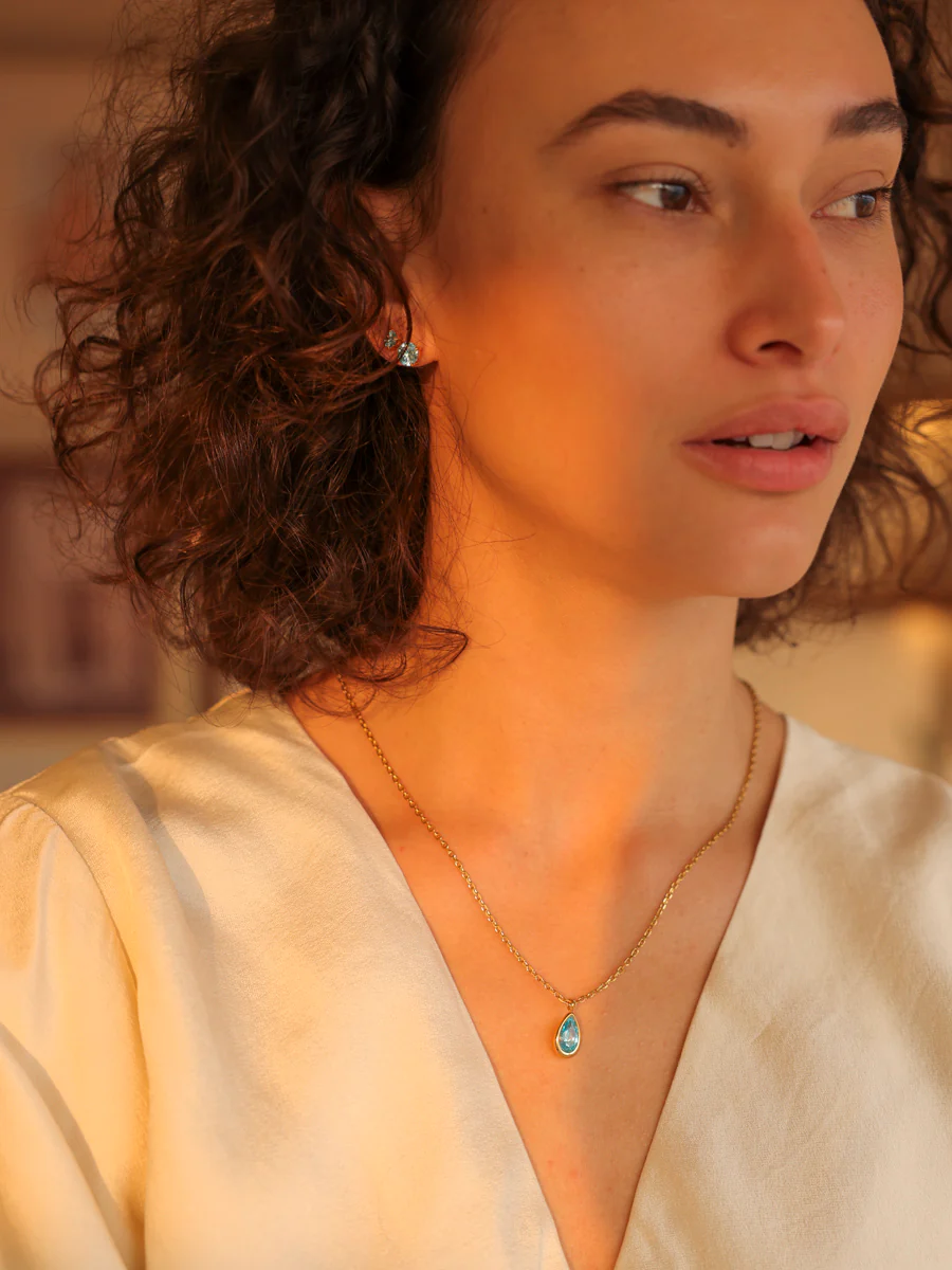 Crystal Delight Light Blue Small Stub-Ohrringe - Image 12