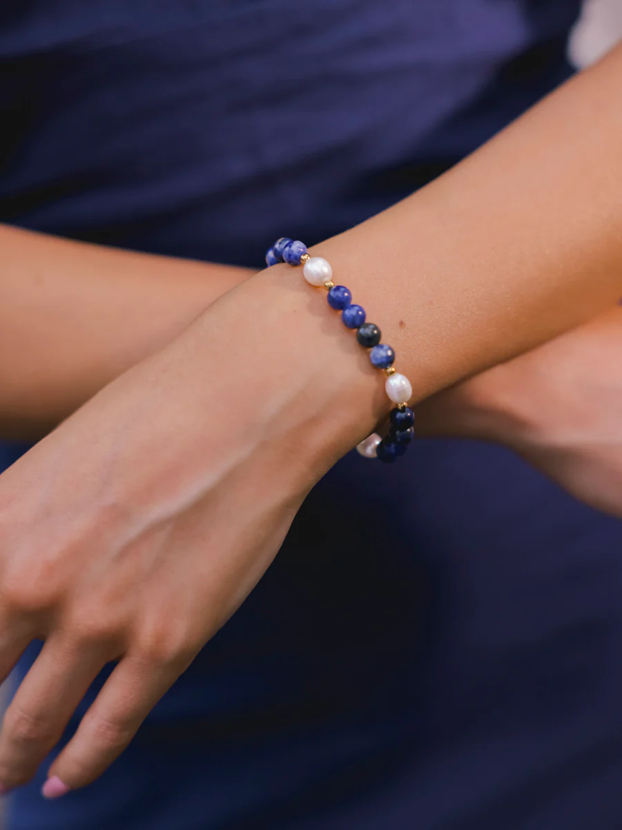 Dawn Pearl Dark Blue ARMBAND - Image 2