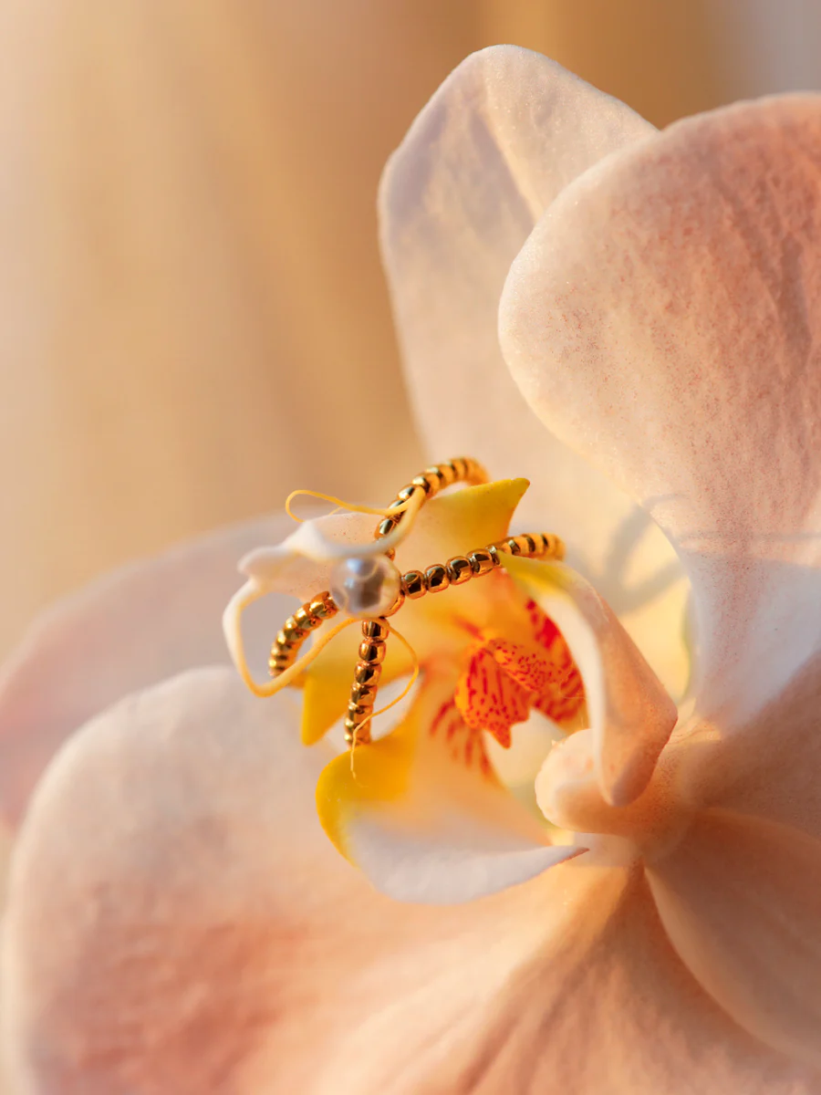 Elegant Pearl Ring - Image 4