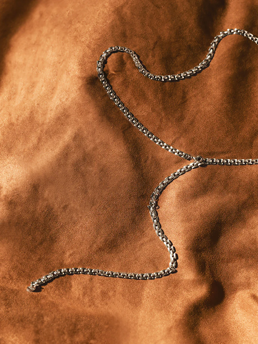 Elegant Watch Brand Bodychain - Image 16