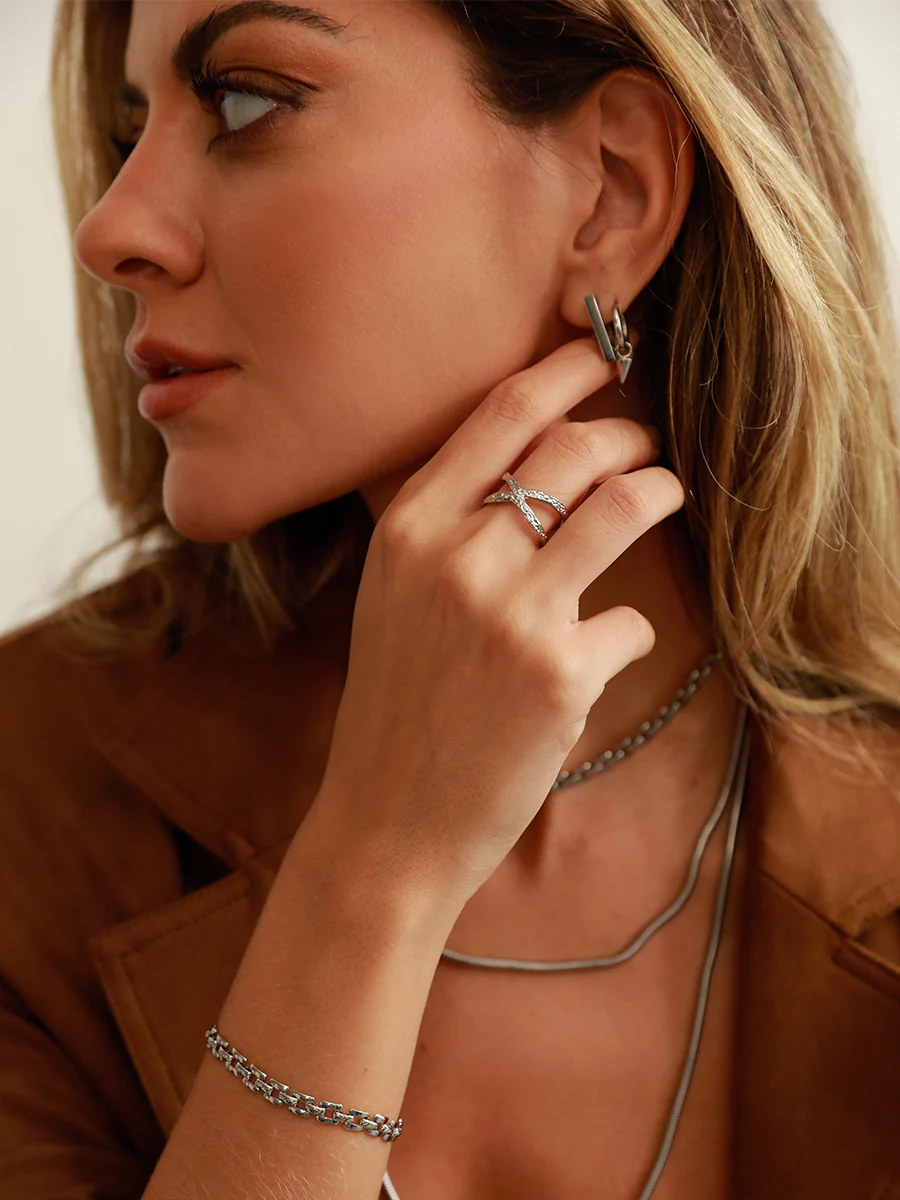 Eternity Knotwork Ring - Image 7