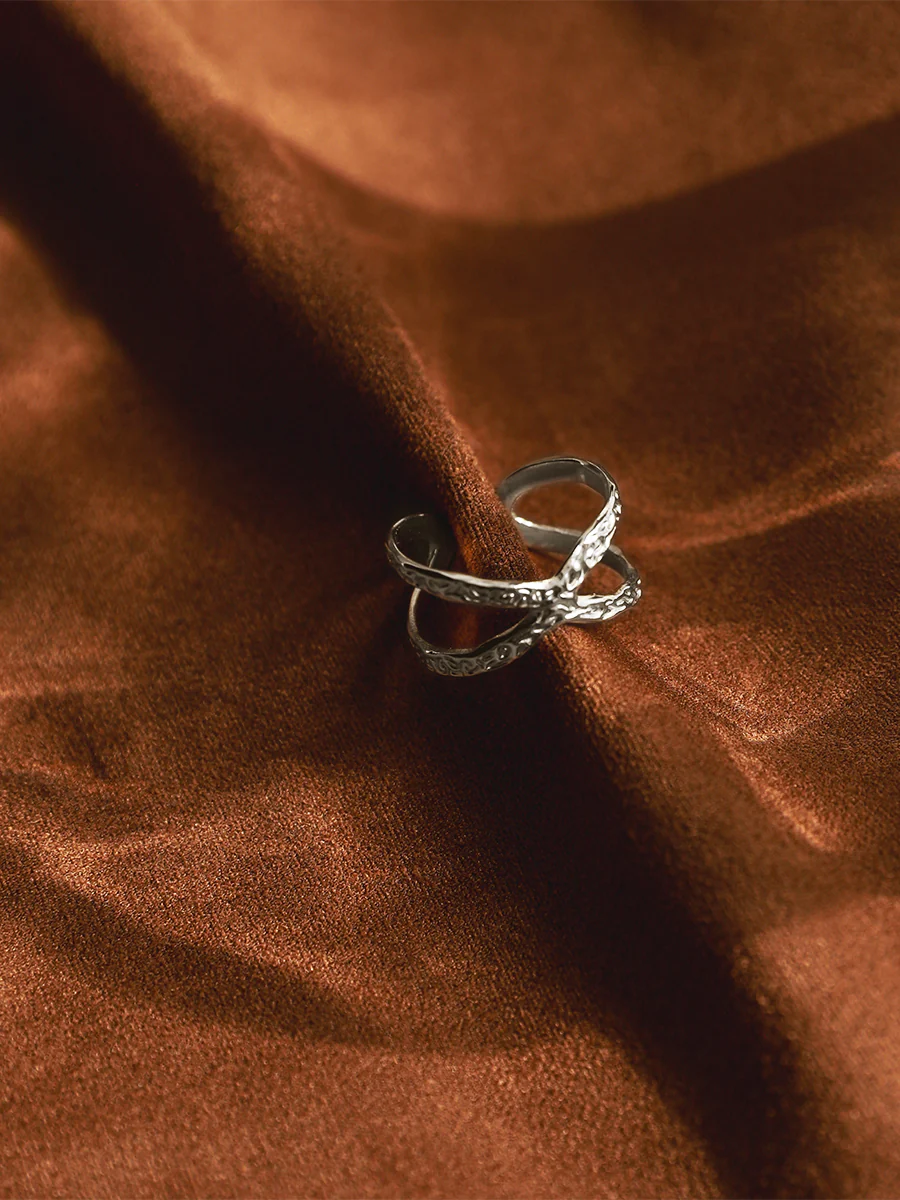 Eternity Knotwork Ring - Image 9