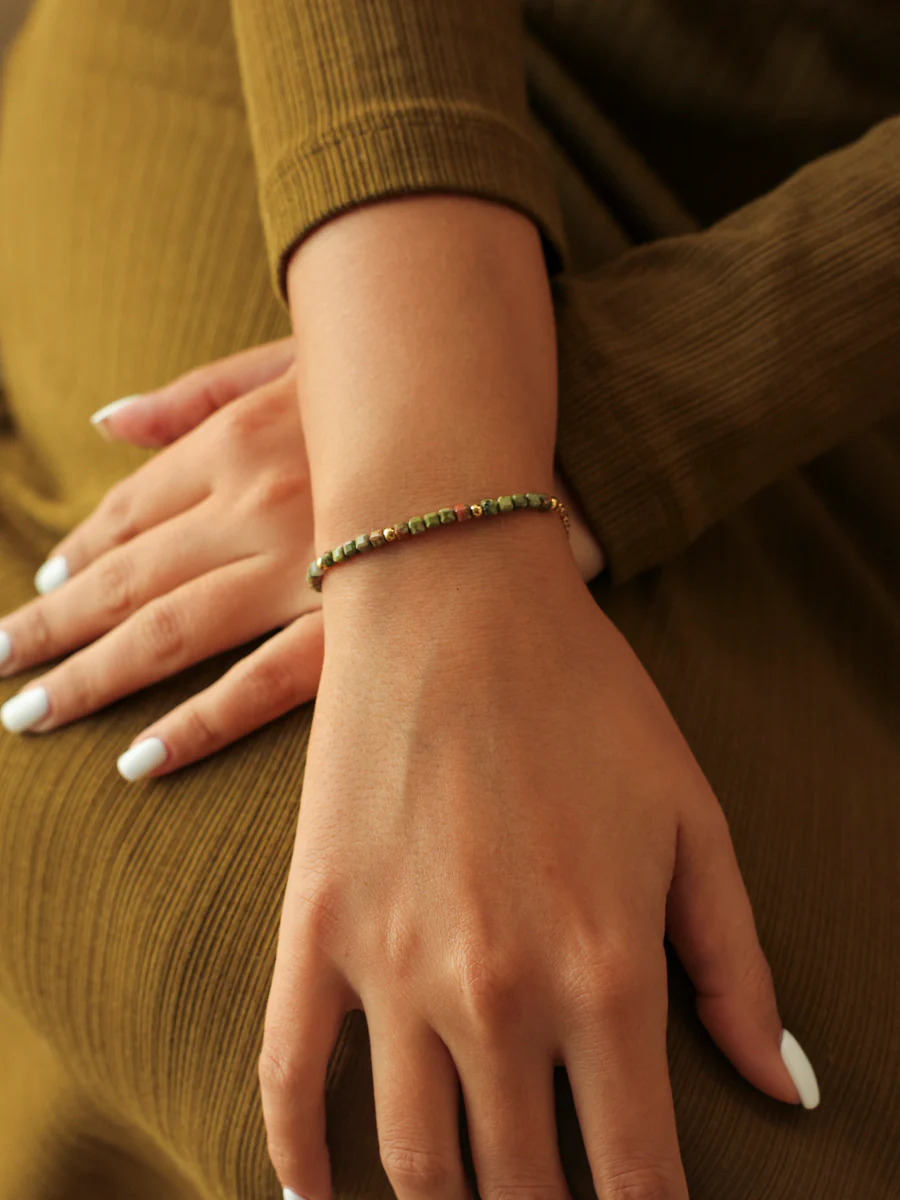 Fantasy Journey Green ARMBAND - Image 5