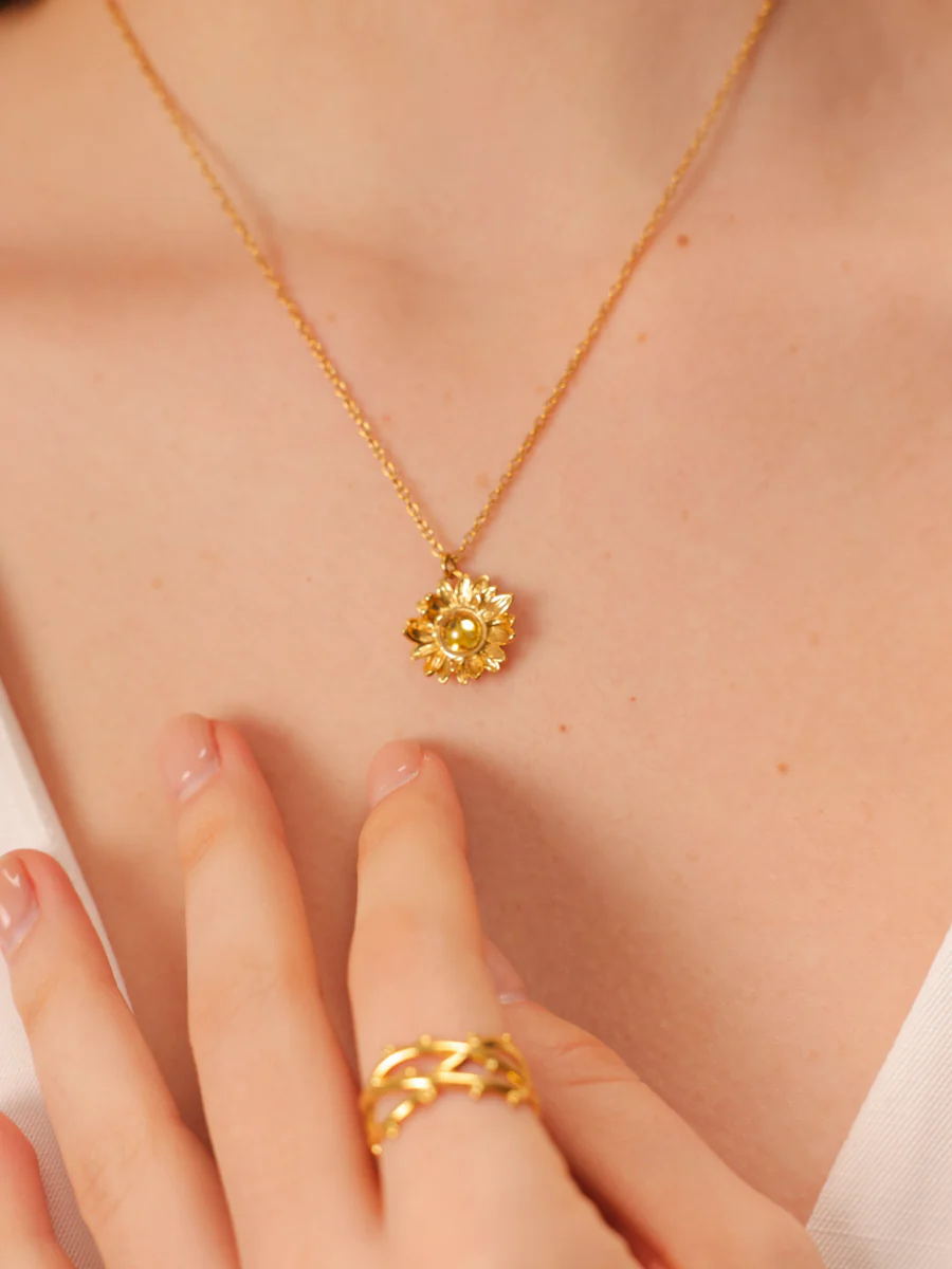 Floral Gleam Kette - Image 2