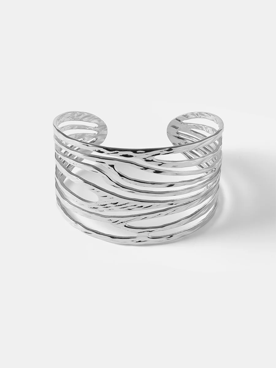 Interwoven Light Armcuff - Image 11