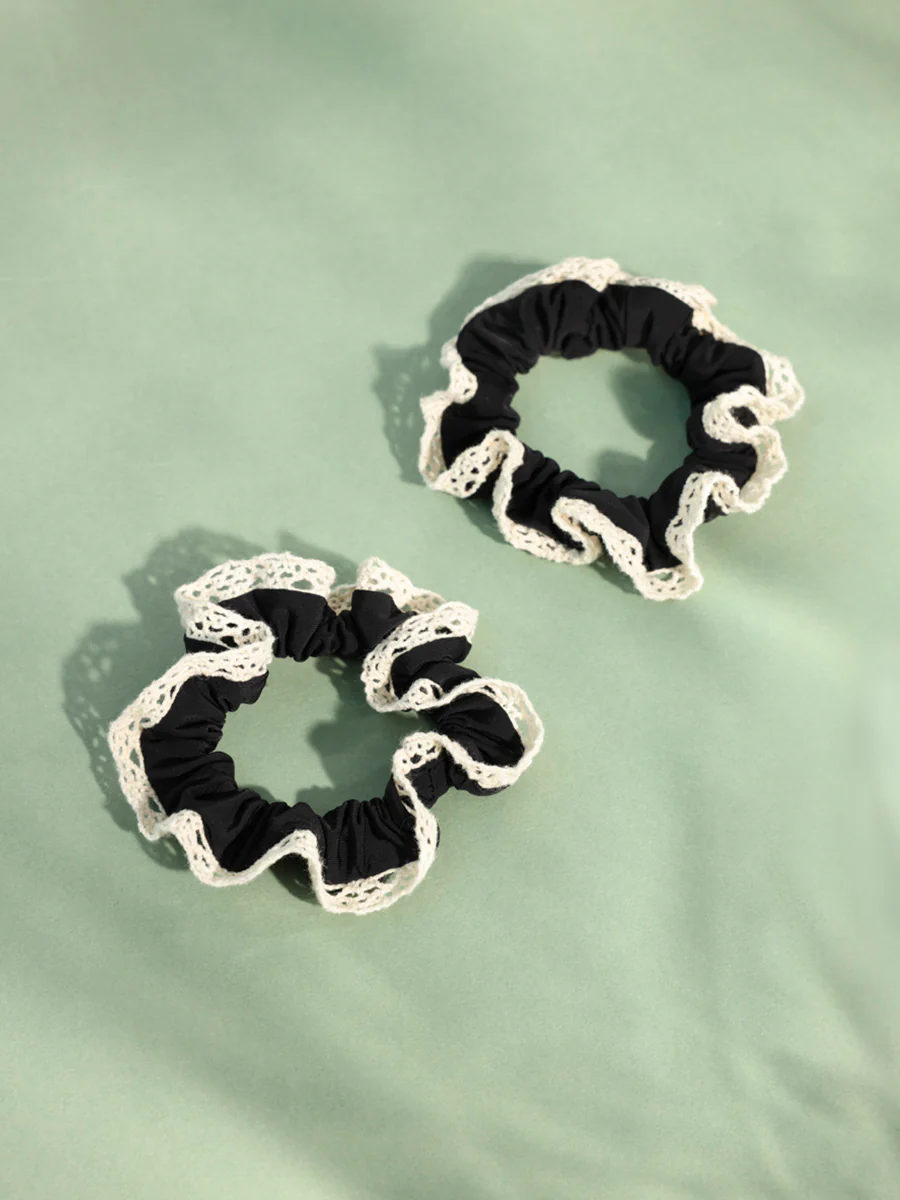 Lace Kiss Set Scrunchie Black - Image 3