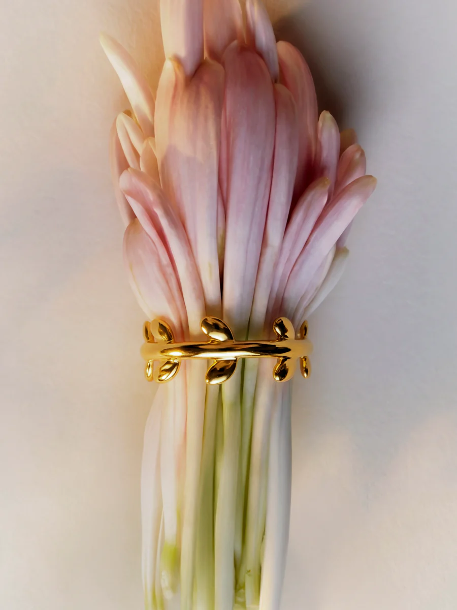 Leaf Embrace Ring - Image 4
