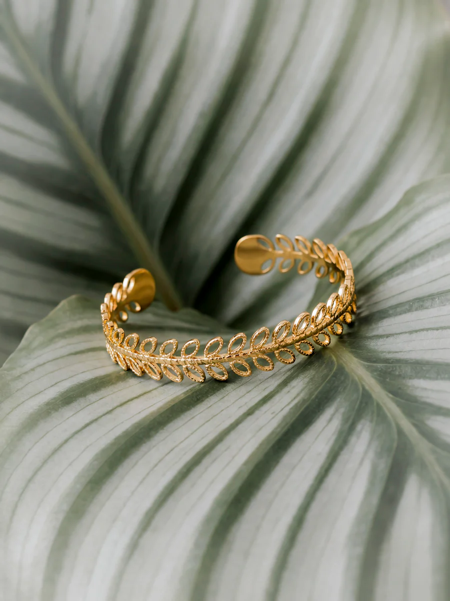 Leafy Embrace Armcuff - Image 4