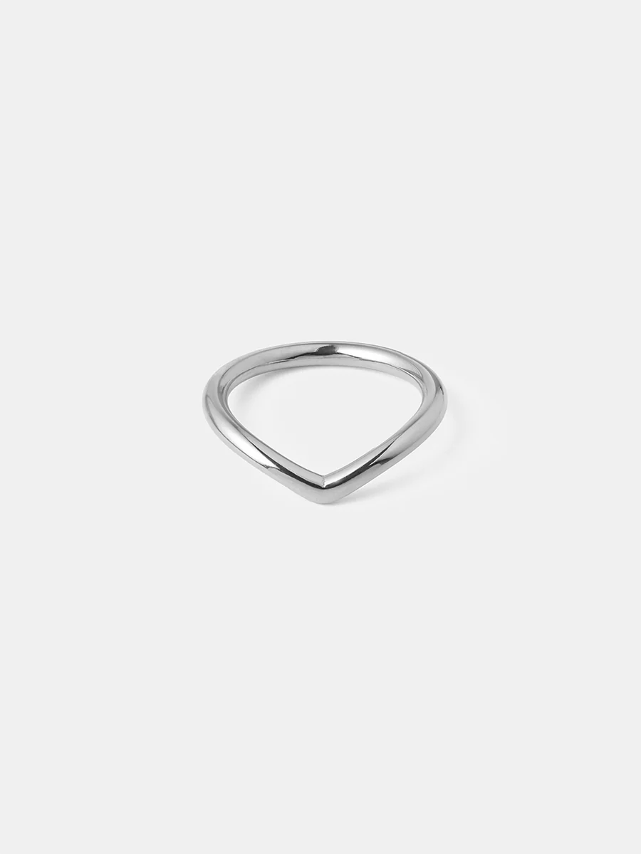 Minimal Beauty Ring - Image 11