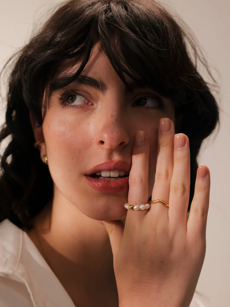 Minimal Beauty Ring - Image 9