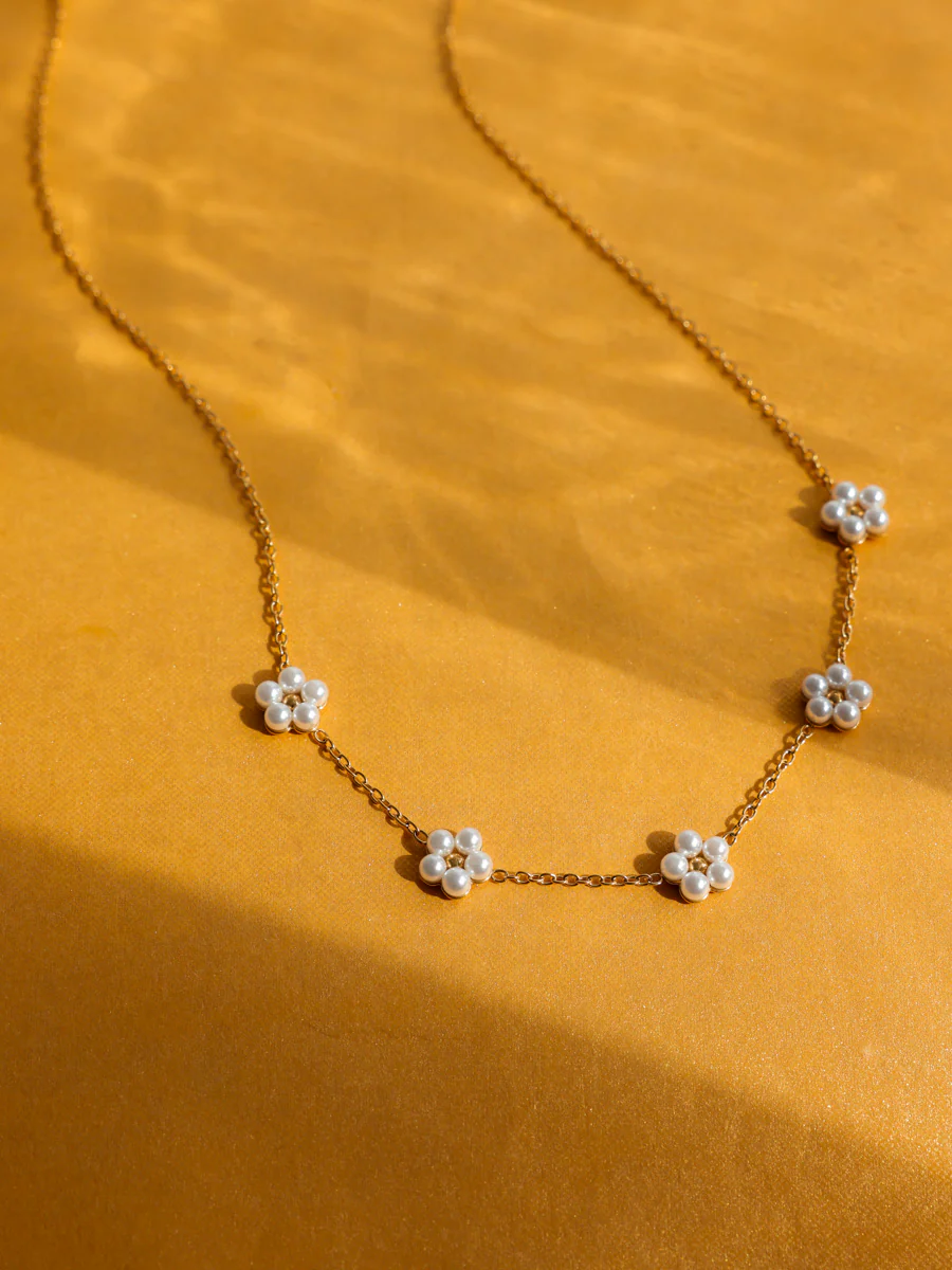 Pearl Bloom Kette - Image 4