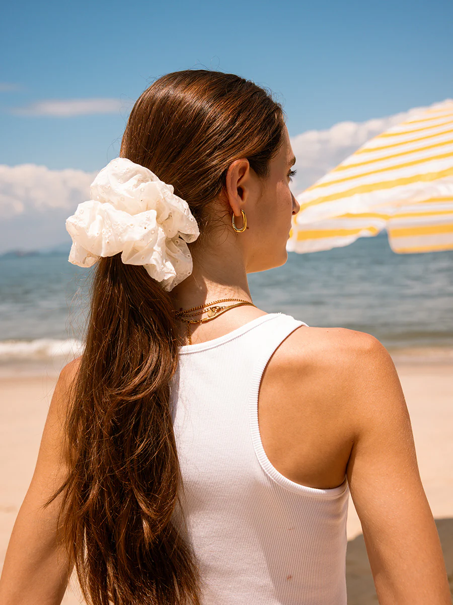 Puffy Lace Scrunchie White - Image 2