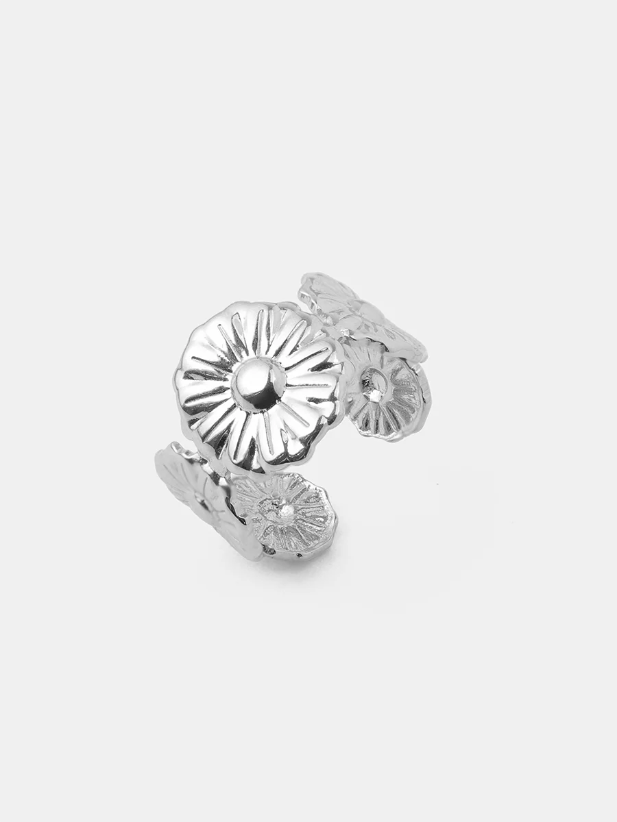 Serenity Flower Ring - Image 6