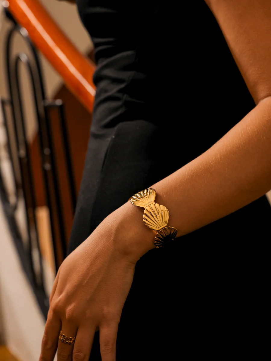 Shell Dream Armcuff - Image 5