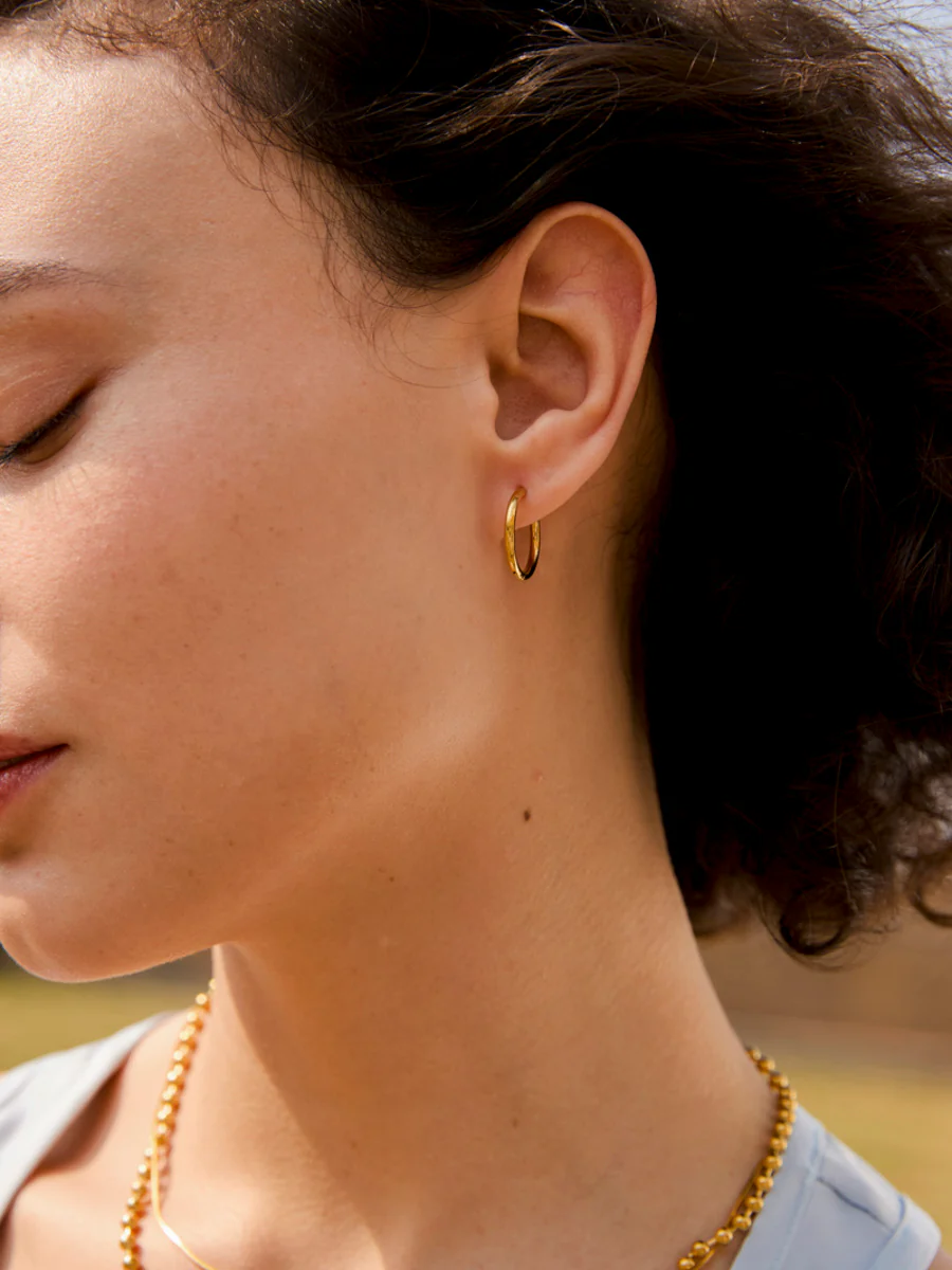 Sleek Hoop Ohrringe - Image 2