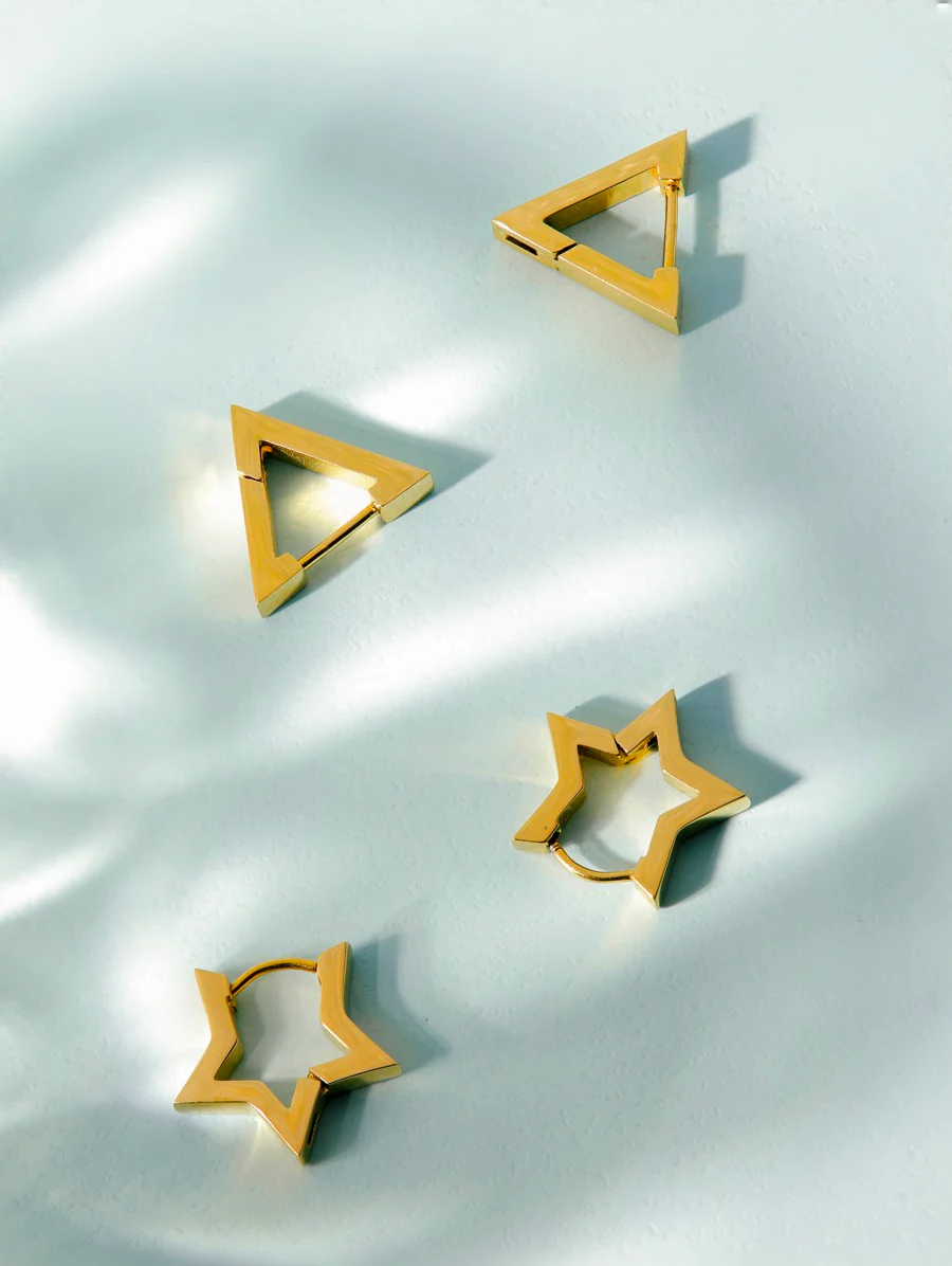 Star Huggie Ohrringe - Image 4