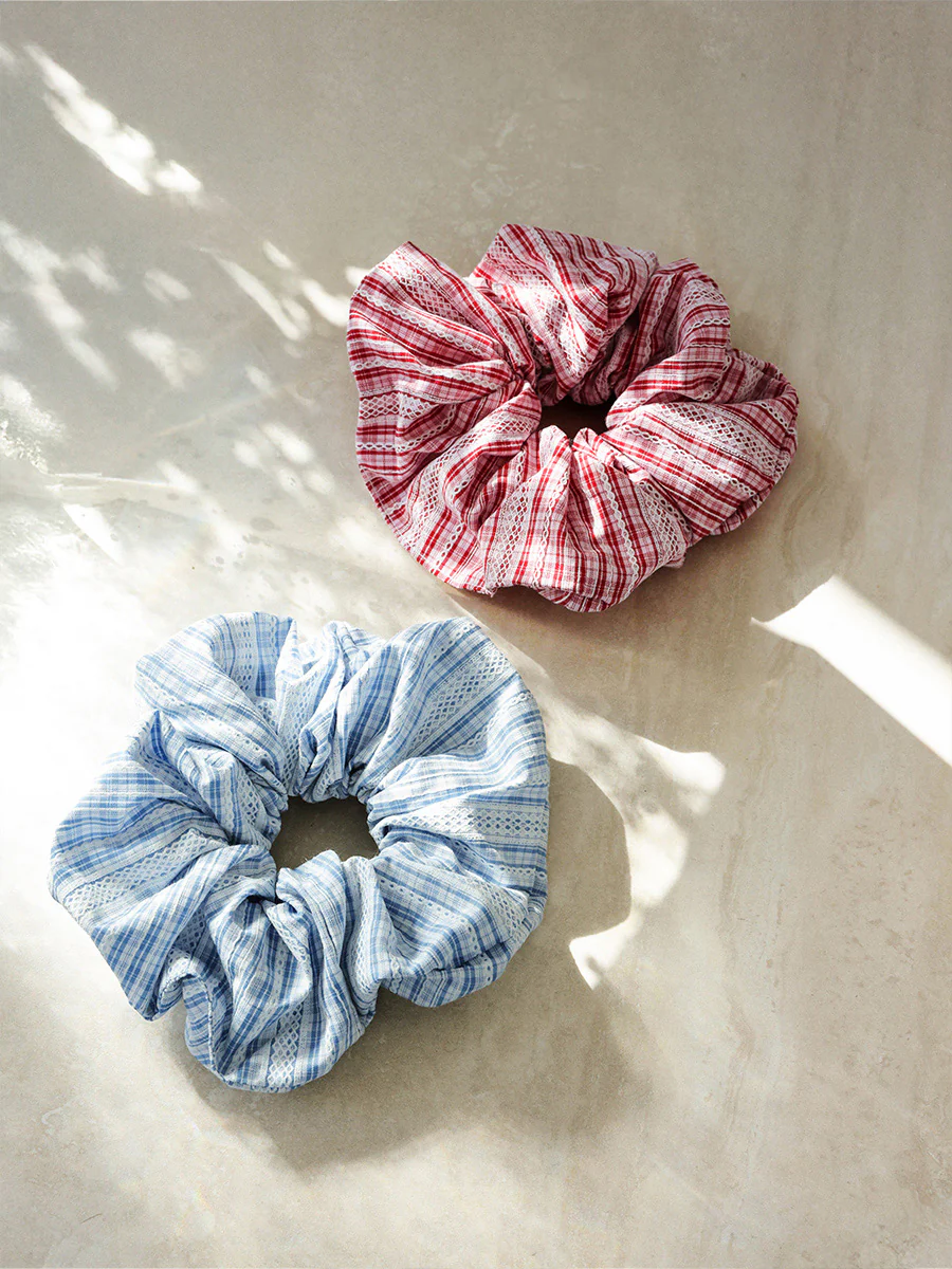 Sweet Lace Scrunchie