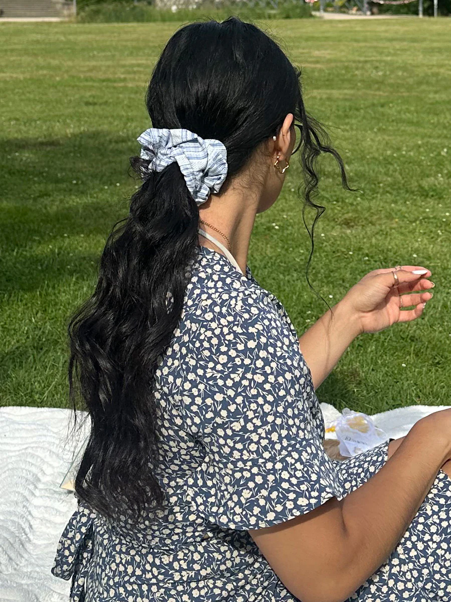 Sweet Lace Scrunchie - Image 7