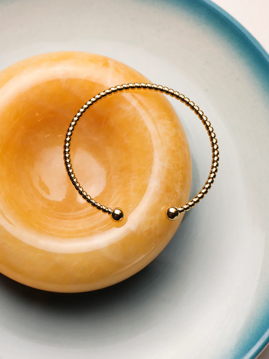 Tranquil Arc Armcuff - Image 4