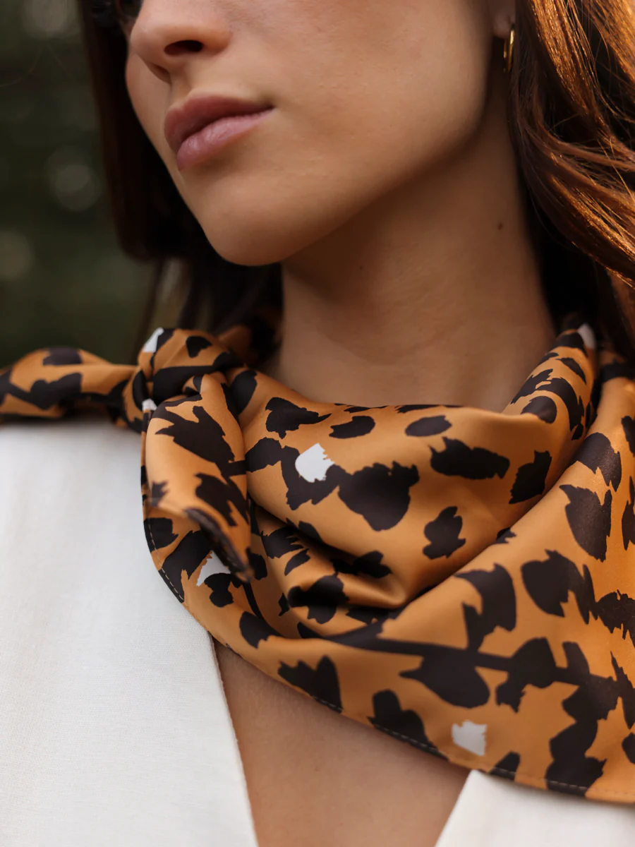 Trendy Elegance Tuch - Image 3