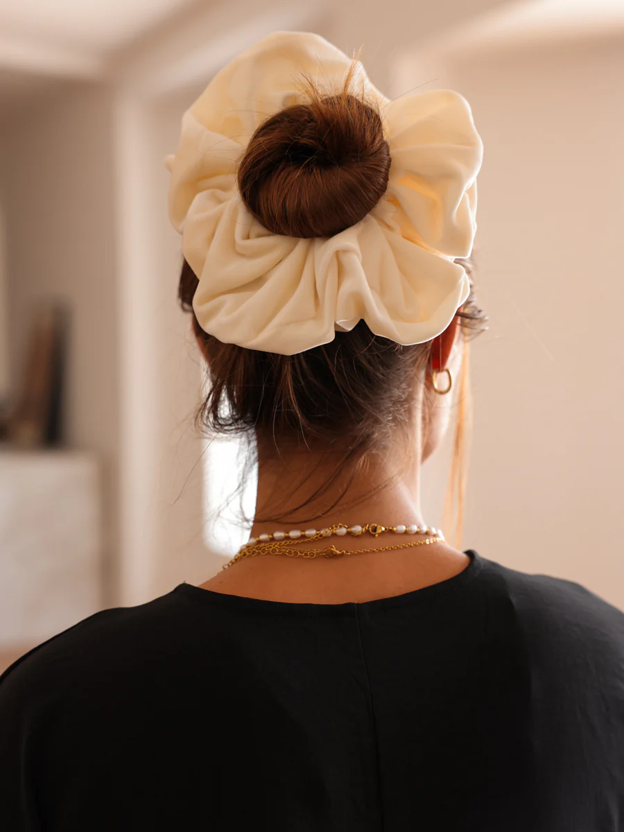 Velvet Dream Scrunchie - Image 2