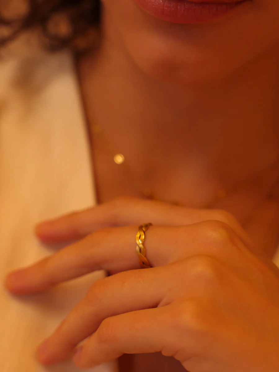 Wavy Line Ring - Image 2