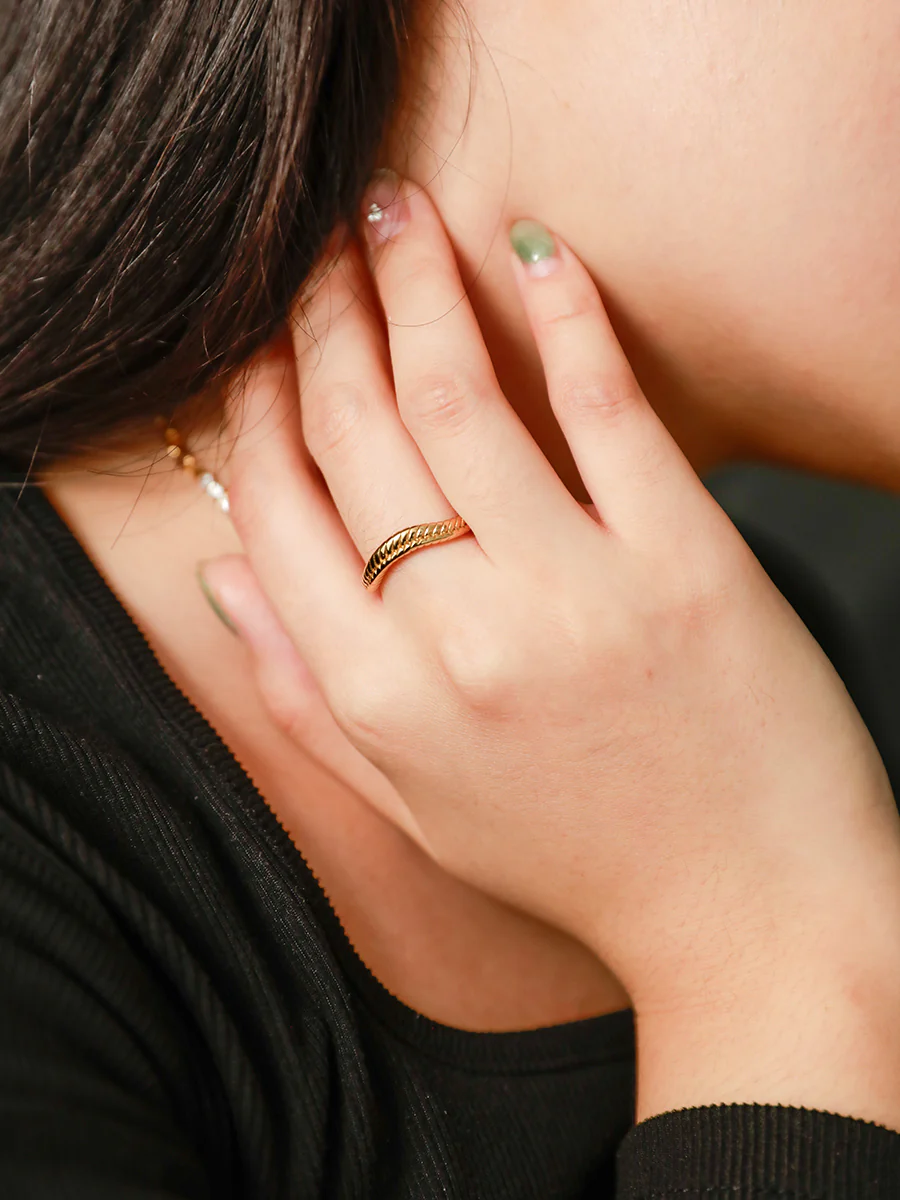 Wavy Scales Ring - Image 3
